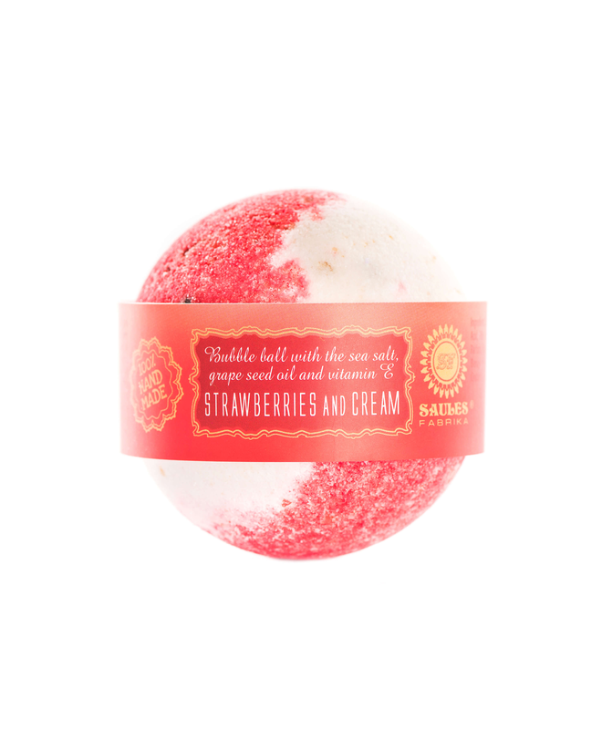 Bath bomb strawberry with cream, , medium image number null