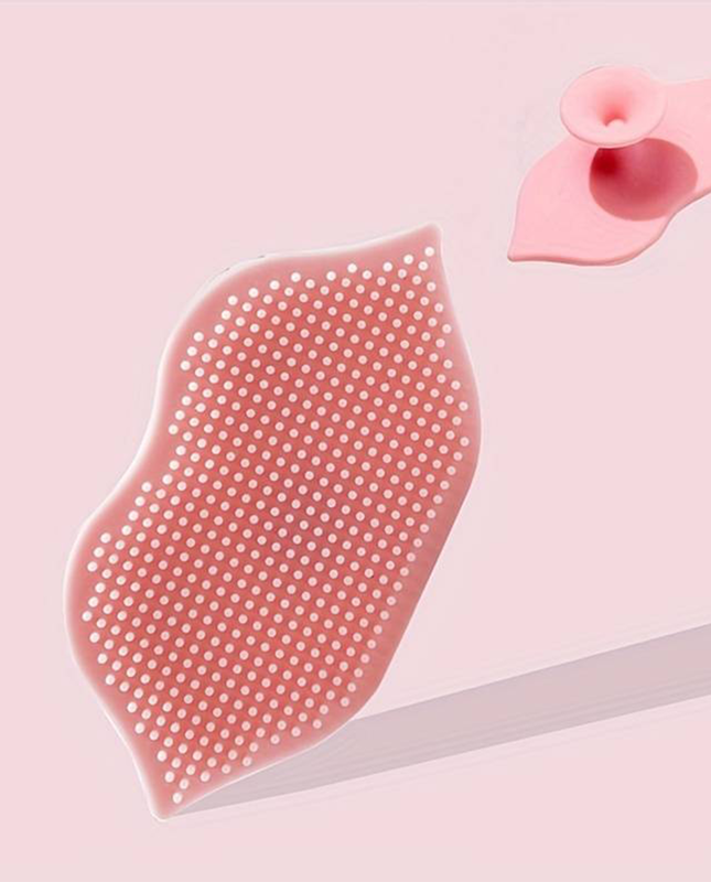 The lip exfoliating brush, , medium image number null