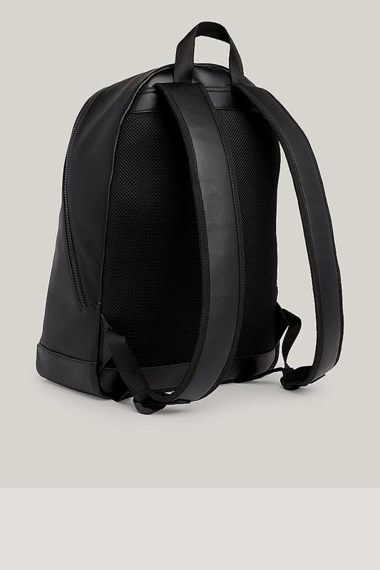 Pique backpack image number null