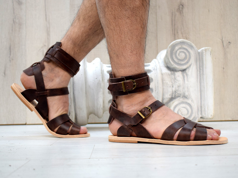 Brown men sandals with high quality Genuine leather and free expedited shipping. image number null