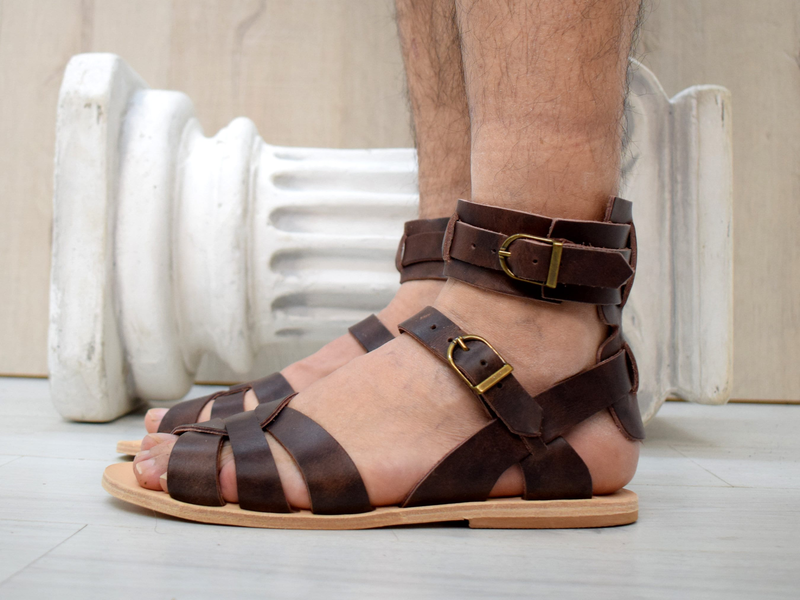 Brown men sandals with high quality Genuine leather and free expedited shipping. image number null