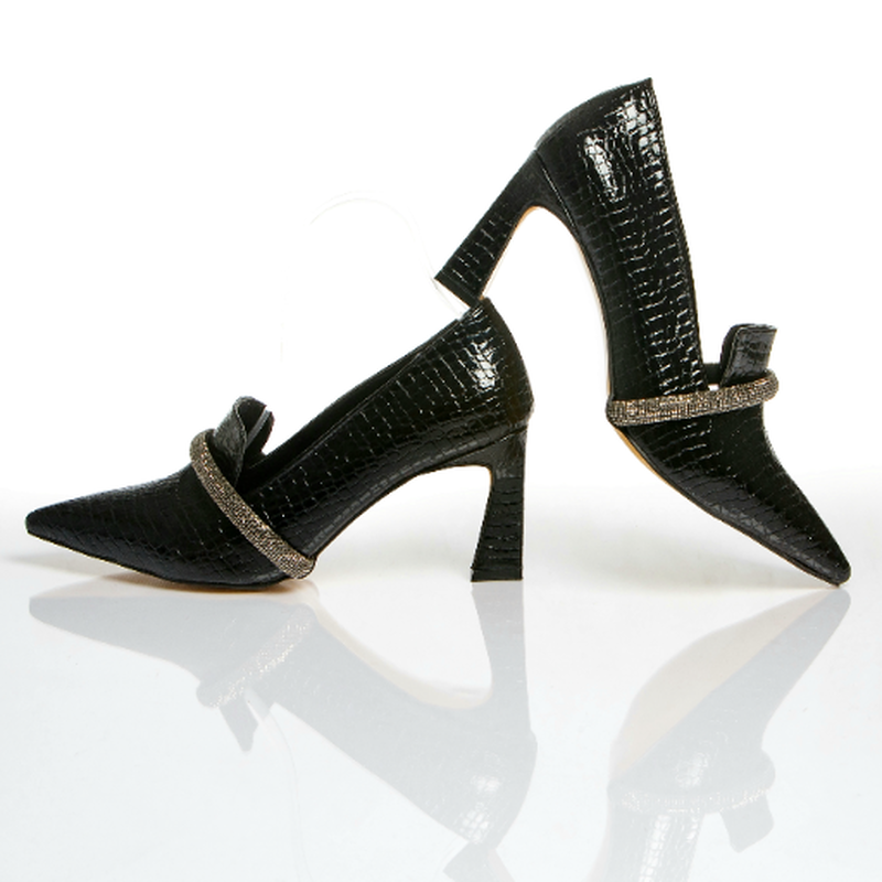 Chic black croc-effect heeled loafers image number null