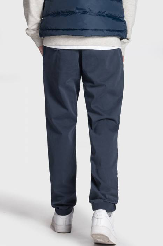 Gabardine chino image number null