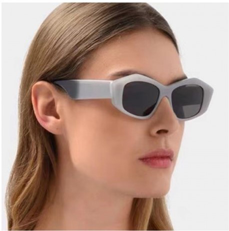 Sunglasses grey image number null