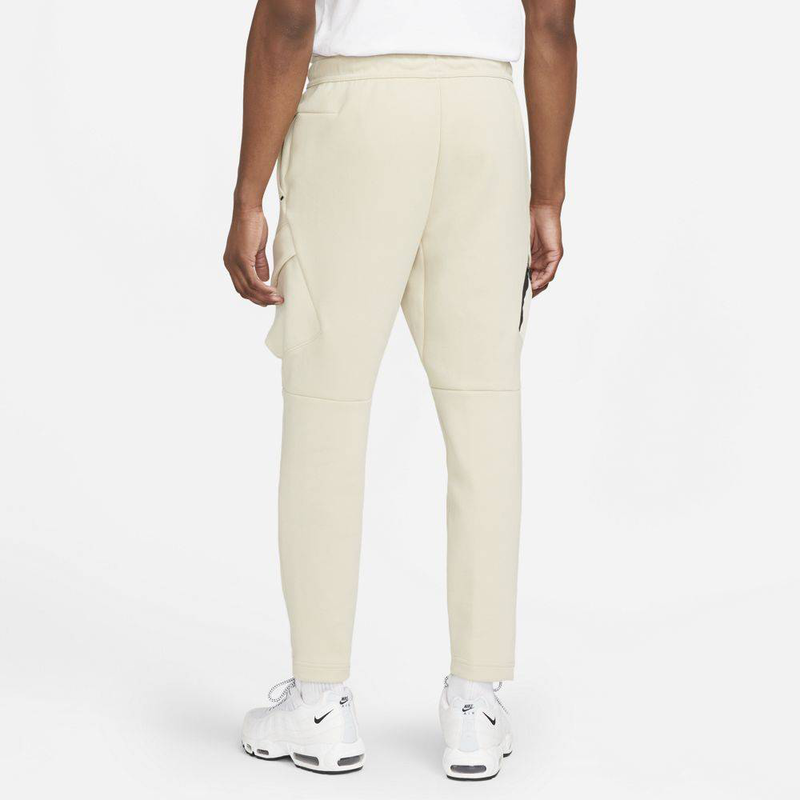 Sportswear tech fleece pant image number null