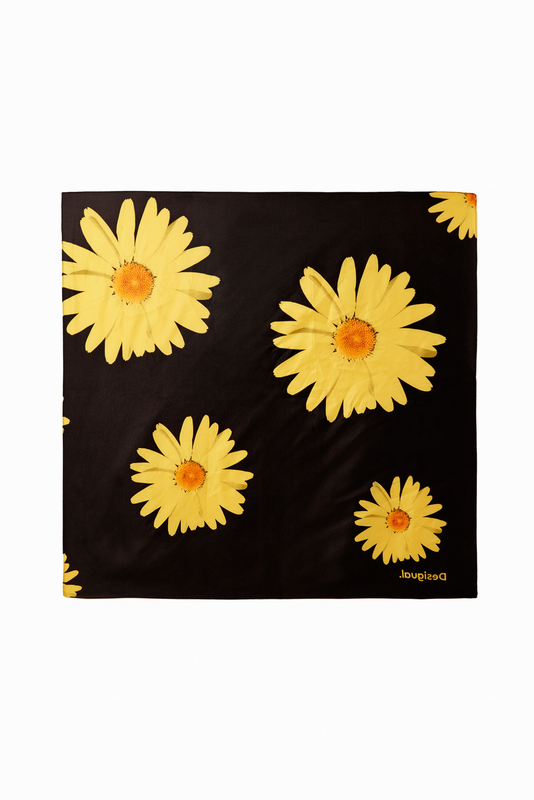 Daisy square scarf image number null