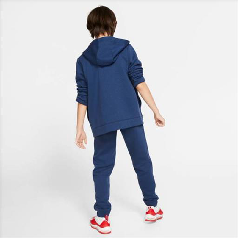 Nike sportswear image number null