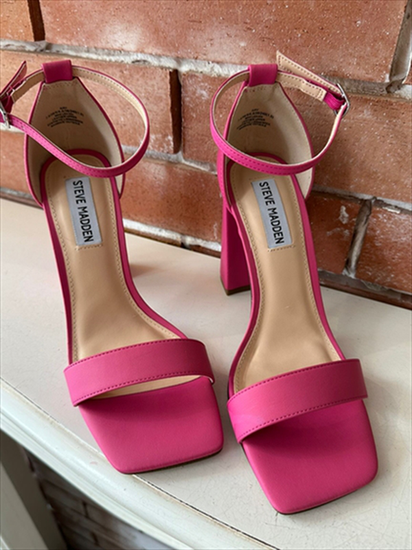 Airy sandals magenta image number null