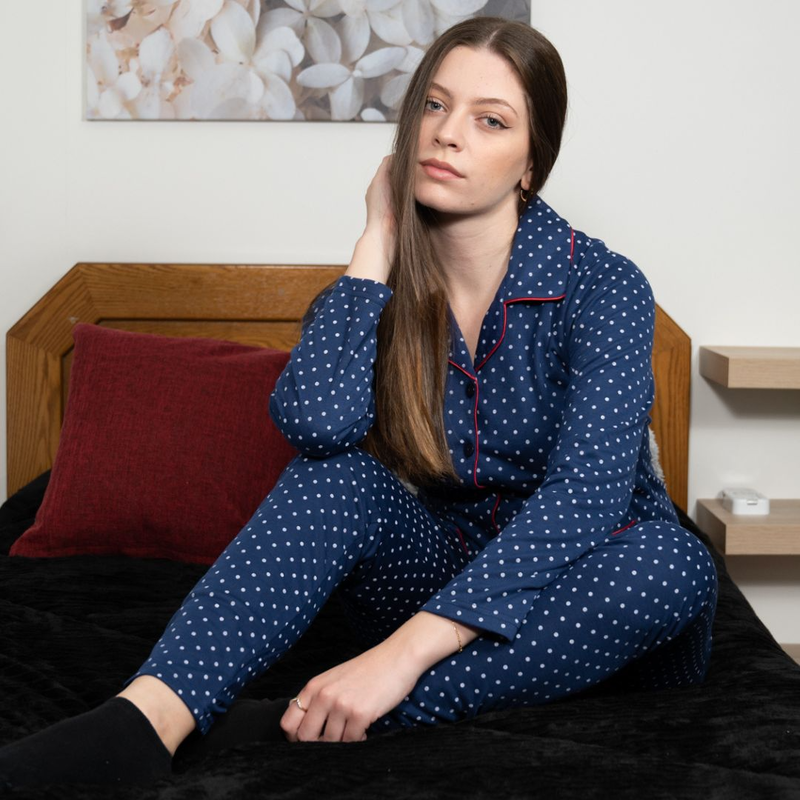 Ladys pajama with buttom in flanel fabric #it-5811 image number null