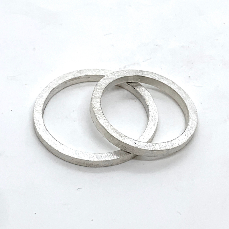 Ring pure silver 2mm band image number null